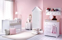 Dormitorio_para_bebés_con_cuna_y_cajoneras_Iznalloz_Granada